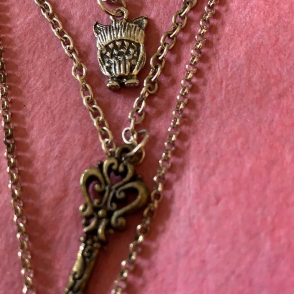 Multi Layer Quilted Chain With Charms Necklace - image 4